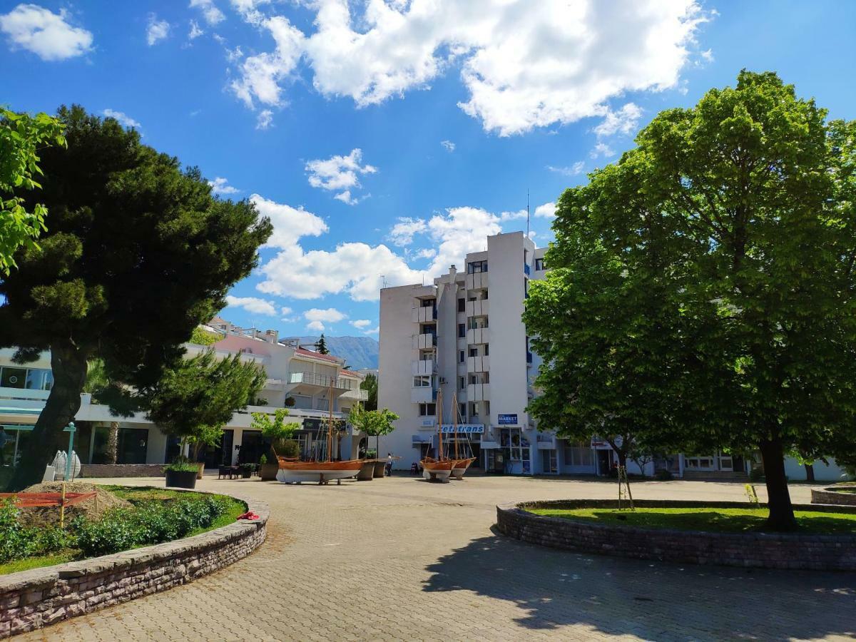 Apartman La Siesta Бар Екстериор снимка